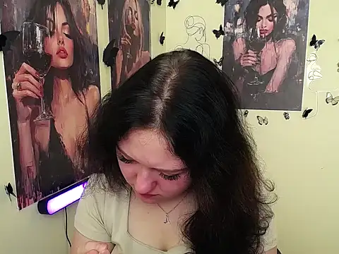 LadyAlice  online show from 09/11/25, 06:02