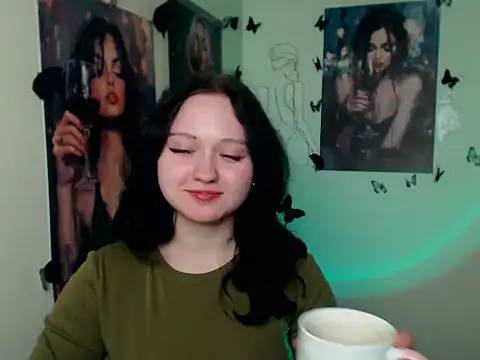 LadyAlice  online show from 02/09/26, 06:56