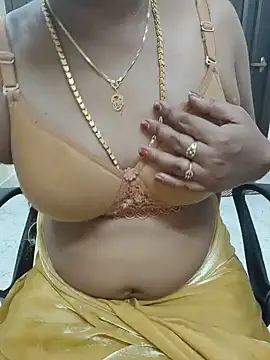 Snapshot of lolida69thamil chatting on 06/10/26, 05:12 lolida69thamil online show from 06/10/26, 05:12