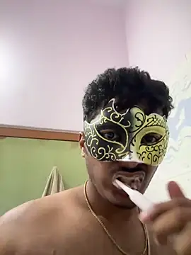 VVcouple online show from 10/30/25, 12:56