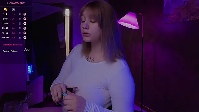 Morvelyn online show from 10/14/25, 05:03