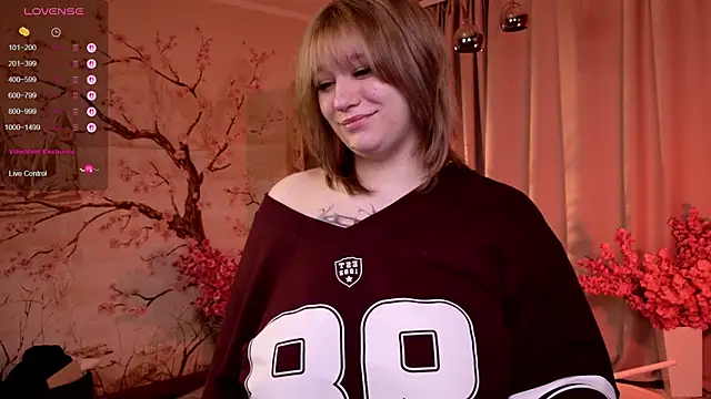 Morvelyn online show from 11/19/25, 07:03