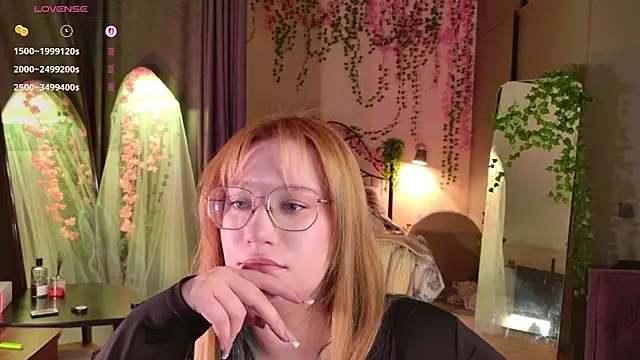 Snapshot of Morvelyn chatting on 02/28/26, 09:16 Morvelyn online show from 02/28/26, 09:16