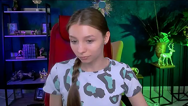 JulieDaniel online show from 05/27/26, 04:20