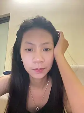 Lil-Gi online show from 10/08/25, 02:58