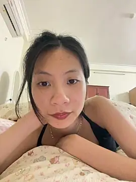 Lil-Gi online show from 11/26/25, 03:02