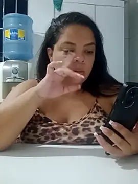 Snapshot of NALLANDA chatting on 11/18/25, 12:05 NALLANDA online show from 11/18/25, 12:05