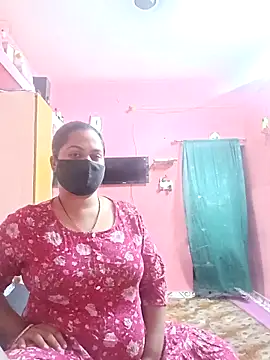 Snapshot of biggbobbsgirl chatting on 09/16/25, 06:31 biggbobbsgirl online show from 09/16/25, 06:31