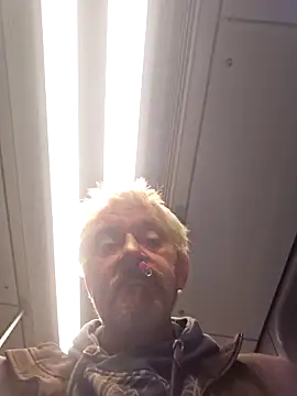 Snapshot of Fonse1860 chatting on 10/02/25, 08:16 Fonse1860 online show from 10/02/25, 08:16