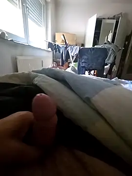 Snapshot of Fonse1860 chatting on 10/05/25, 10:24 Fonse1860 online show from 10/05/25, 10:24