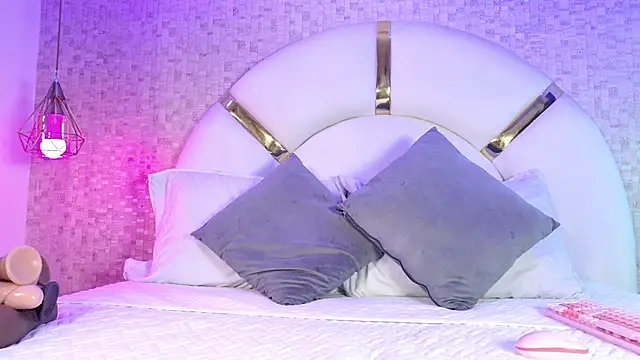 marcela rojas online show from 09/17/25, 11:34