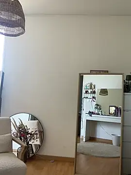 chloedlm5 online show from 02/25/26, 10:14