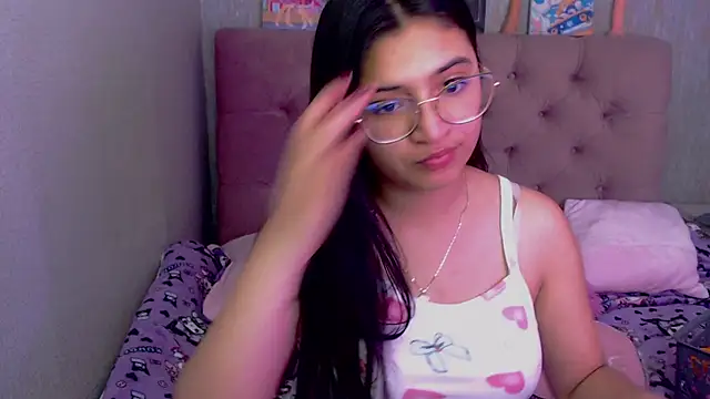 laurenelove online show from 09/11/25, 02:55