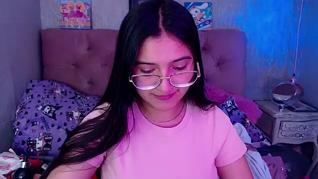 laurenelove online show from 10/12/25, 02:54