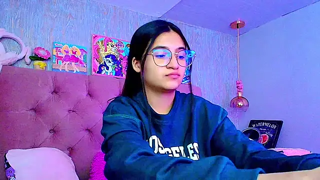 laurenelove online show from 01/19/26, 03:32