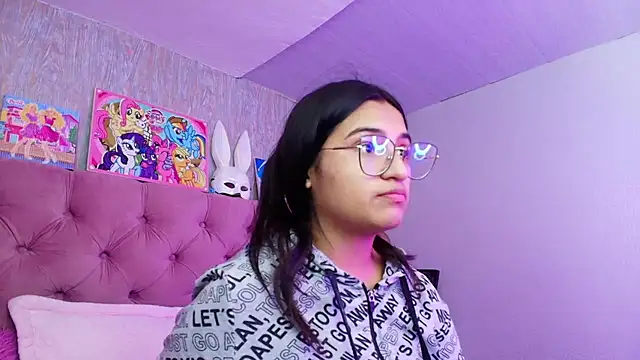 laurenelove online show from 02/03/26, 03:26