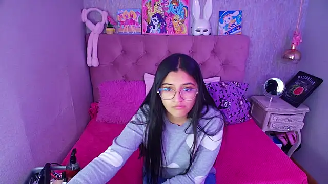 laurenelove online show from 03/01/26, 03:52