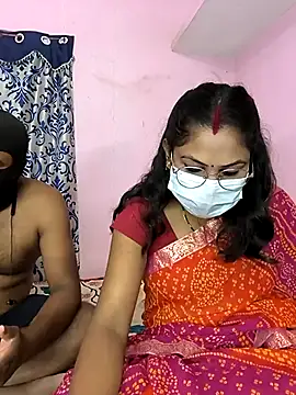 Lovlycouple1 online show from 10/22/25, 05:13