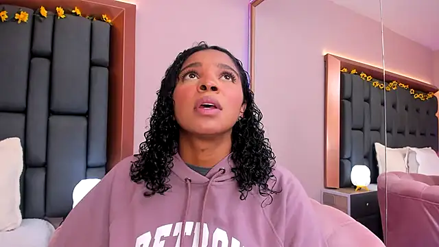 LisaMendez online show from 01/14/26, 03:56