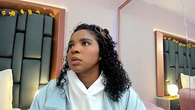 LisaMendez online show from 01/15/26, 03:55