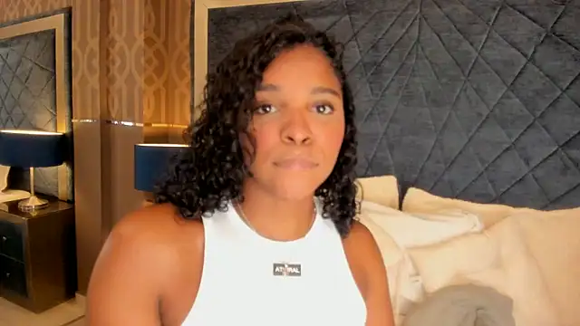 Snapshot of LisaMendez chatting on 07/01/26, 09:25 LisaMendez online show from 07/01/26, 09:25