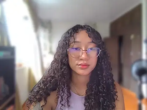 Snapshot of clitia_xx chatting on 06/15/26, 08:22 clitia xx online show from 06/15/26, 08:22