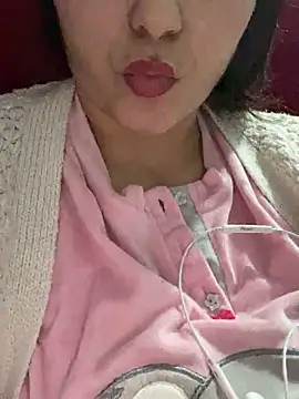 Snapshot of Roubi99six chatting on 04/01/26, 08:17 Roubi99six online show from 04/01/26, 08:17