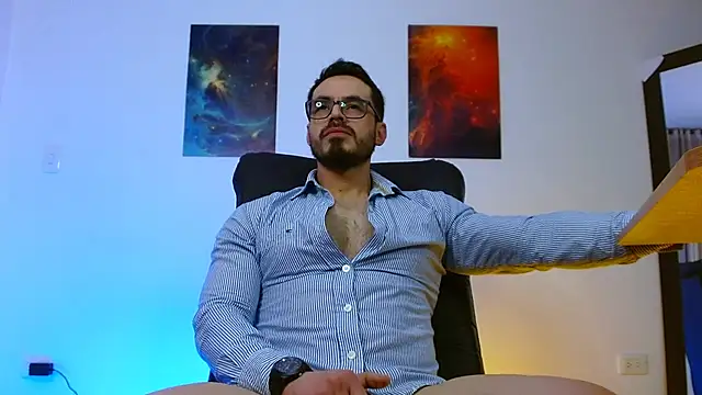 Snapshot of Axel_Lover chatting on 09/19/25, 11:16 Axel Lover online show from 09/19/25, 11:16