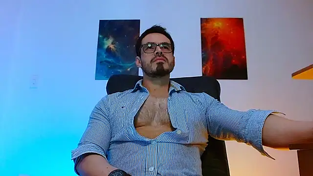 Snapshot of Axel_Lover chatting on 11/18/25, 11:15 Axel Lover online show from 11/18/25, 11:15