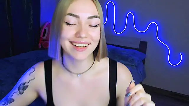 LaraKrein lk online show from 09/30/25, 08:03