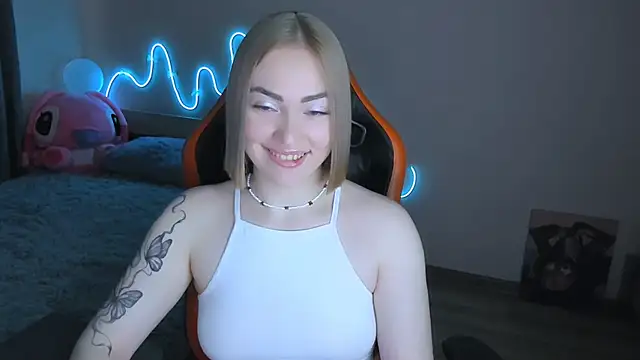 LaraKrein lk online show from 03/03/26, 12:33