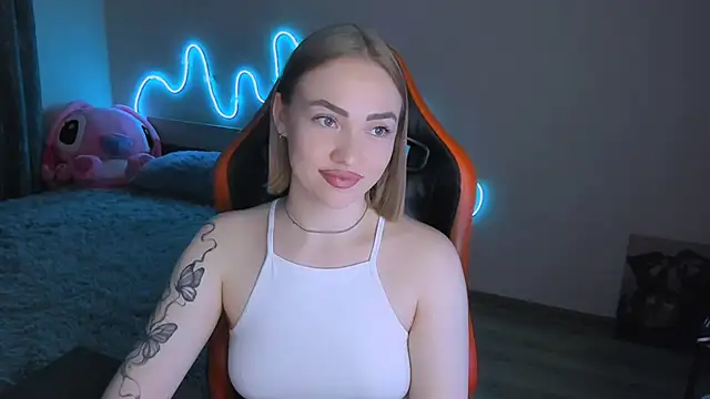 LaraKrein lk online show from 04/04/26, 05:43