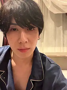 Snapshot of fantasy_JP chatting on 10/31/25, 01:45 fantasy JP online show from 10/31/25, 01:45