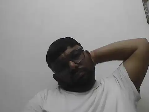 Snapshot of BigAssHole30 chatting on 11/15/25, 03:30 BigAssHole30 online show from 11/15/25, 03:30