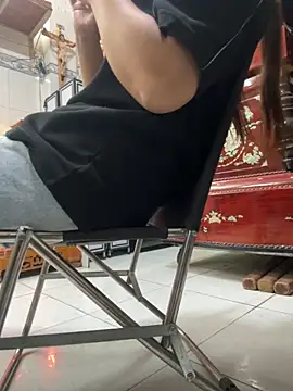 sharon-Hanna online show from 11/27/25, 01:13