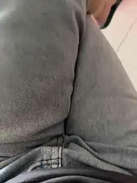 sharon-Hanna online show from 12/04/25, 01:26