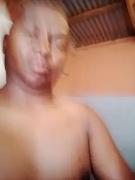 liamer25 online show from 10/13/25, 09:42