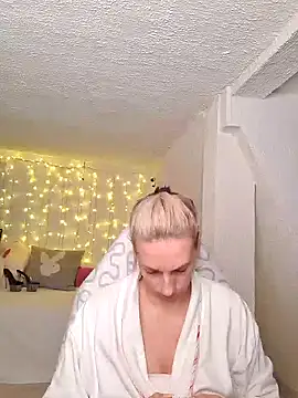 SexyJulia21 online show from 12/14/24, 11:50