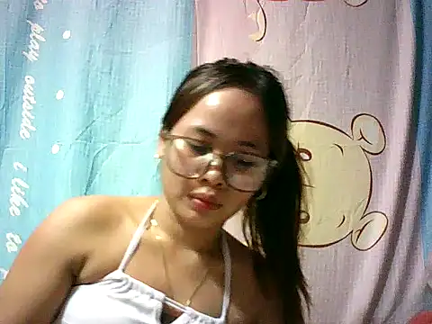 Katrina Summer online show from 12/16/25, 05:51