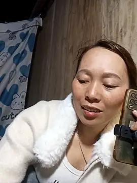 Snapshot of Bianly chatting on 03/17/26, 09:45 Bianly online show from 03/17/26, 09:45