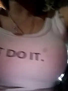 Snapshot of Bianly chatting on 03/17/26, 11:52 Bianly online show from 03/17/26, 11:52