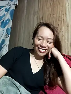 Snapshot of Bianly chatting on 04/01/26, 12:44 Bianly online show from 04/01/26, 12:44