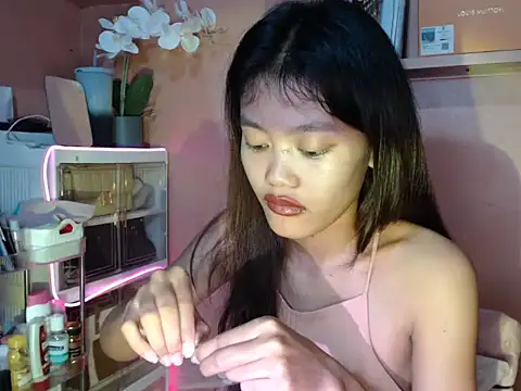 skinny gracie online show from 10/16/25, 08:32