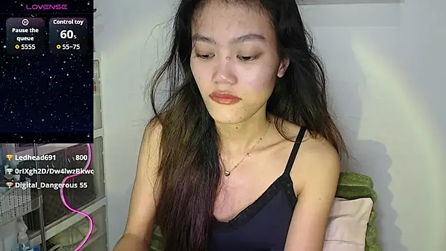 Snapshot of skinny_gracie chatting on 03/24/26, 08:41 skinny gracie online show from 03/24/26, 08:41