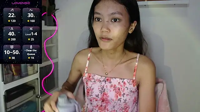 Snapshot of skinny_gracie chatting on 04/11/26, 05:56 skinny gracie online show from 04/11/26, 05:56