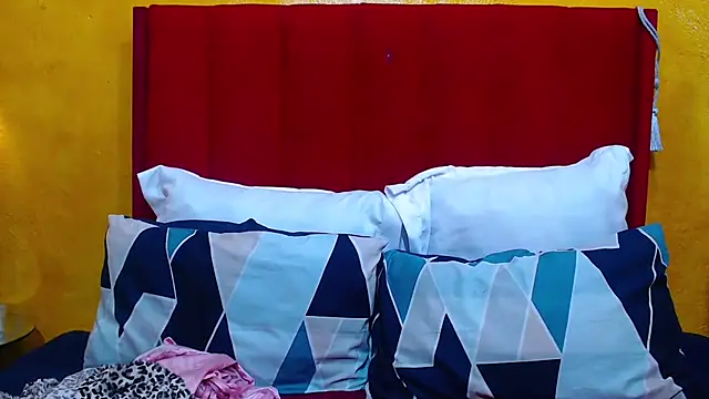 Snapshot of Candycrush2555 chatting on 12/05/25, 07:17 Candycrush2555 online show from 12/05/25, 07:17