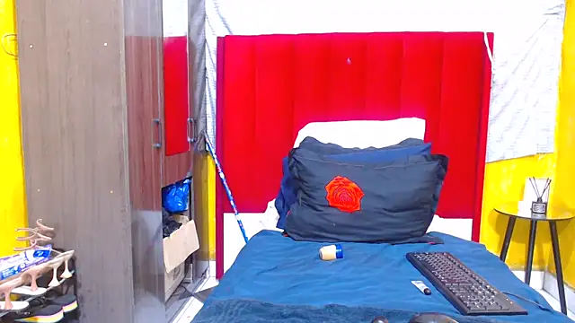 Snapshot of Candycrush2555 chatting on 02/25/26, 05:28 Candycrush2555 online show from 02/25/26, 05:28