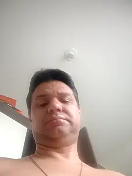 Crocante Hot online show from 11/23/25, 05:13