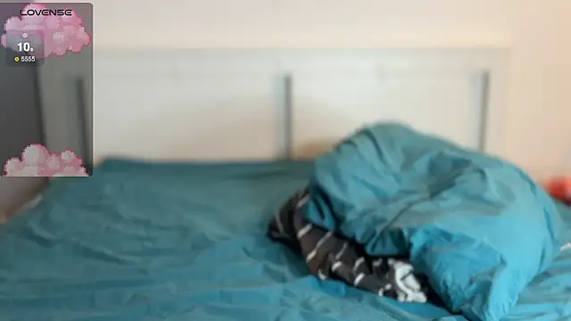 walter cute online show from 11/03/25, 12:17