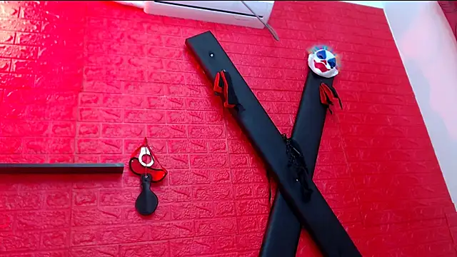 bdsmforever18 online show from 03/13/26, 02:07